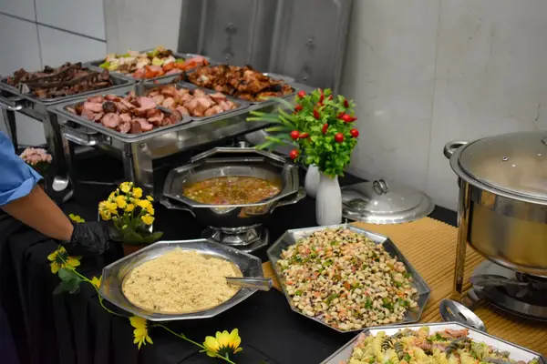 Estação de açaí e sorvetes para festa de verão no Espaço Big House na Penha
